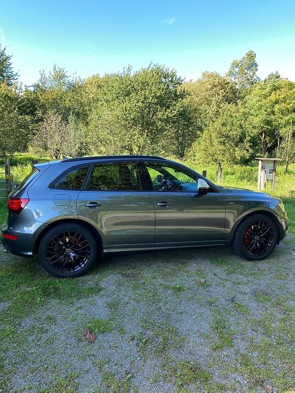 Gebraucht Audi SQ5 Advanced 326 PS (239 kW) 2017 Grau SUV