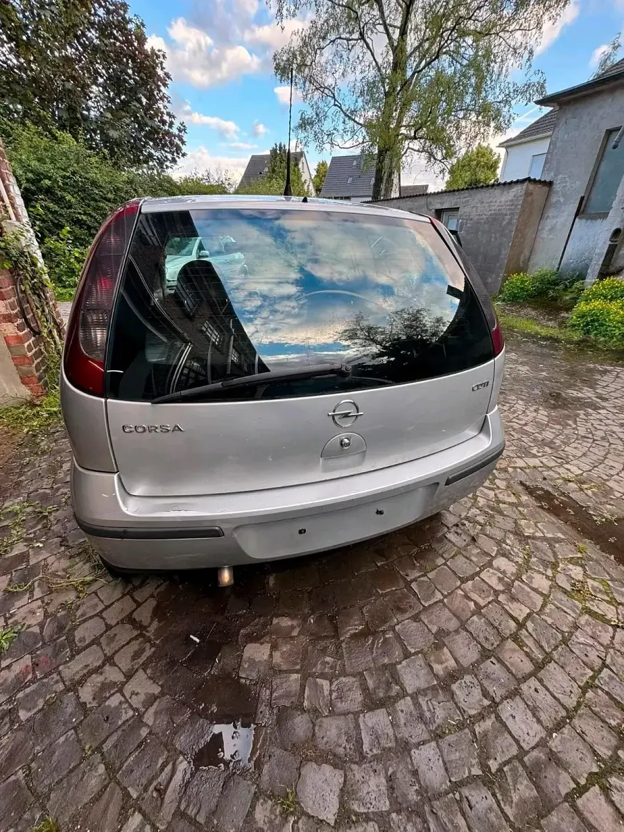 Gebraucht Opel Corsa 69 PS (50 kW) 2003 Silber Kleinwagen
