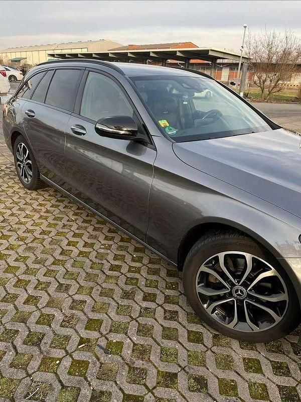 Second-hand Mercedes C220 Avantgarde 170 CP (125 kW) 2017 Break