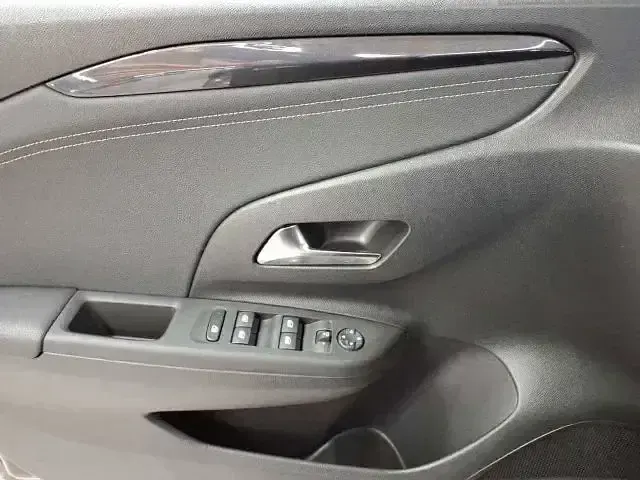 Gebraucht Opel Corsa Elegance 102 PS (75 kW) 2023 Diamant schwarz metallic Kleinwagen
