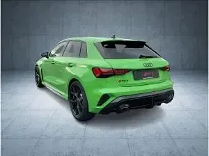 Neu Audi RS3 Sport 400 PS (294 kW) 2025 Kyalamigrün Limousine