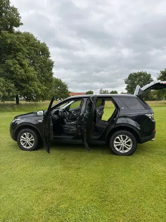 Gebraucht Land Rover Discovery Sport SE 150 PS (110 kW) 2015 Schwarz SUV