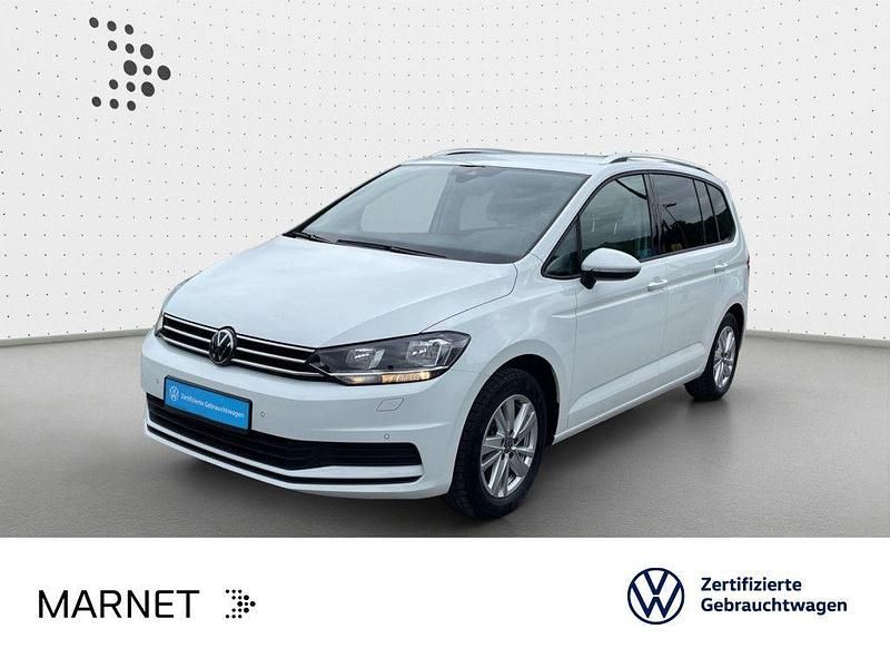 Pure white Gebraucht 2024 VW Touran Comfortline Van / Kleinbus | 33.490 € (Fairer Preis) - Bild 1/3