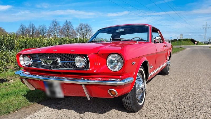 Second-hand Ford V8 202 CP (148 kW) 1965 Roșu Coupe