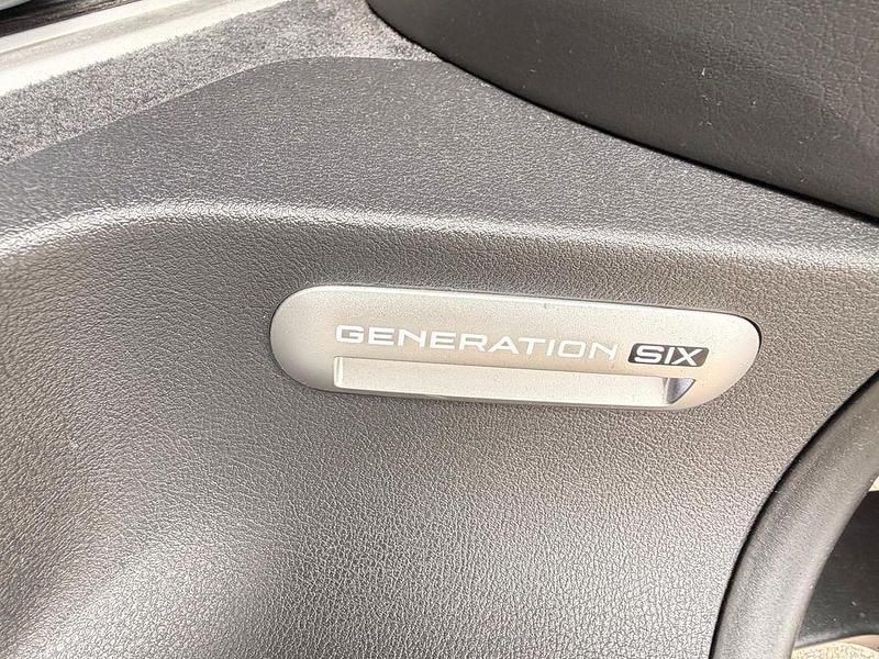 Gebraucht VW Multivan Generation Six 150 PS (110 kW) 2022 Weiß Van