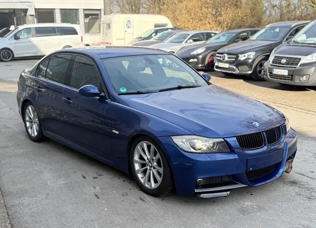 Gebraucht BMW 320 Performance 150 PS (110 kW) 2007 Blau Limousine