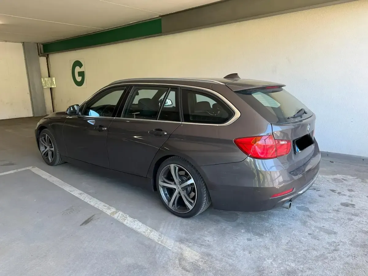Gebraucht BMW 320 Luxury Line 184 PS (135 kW) 2013 Braun Kombi