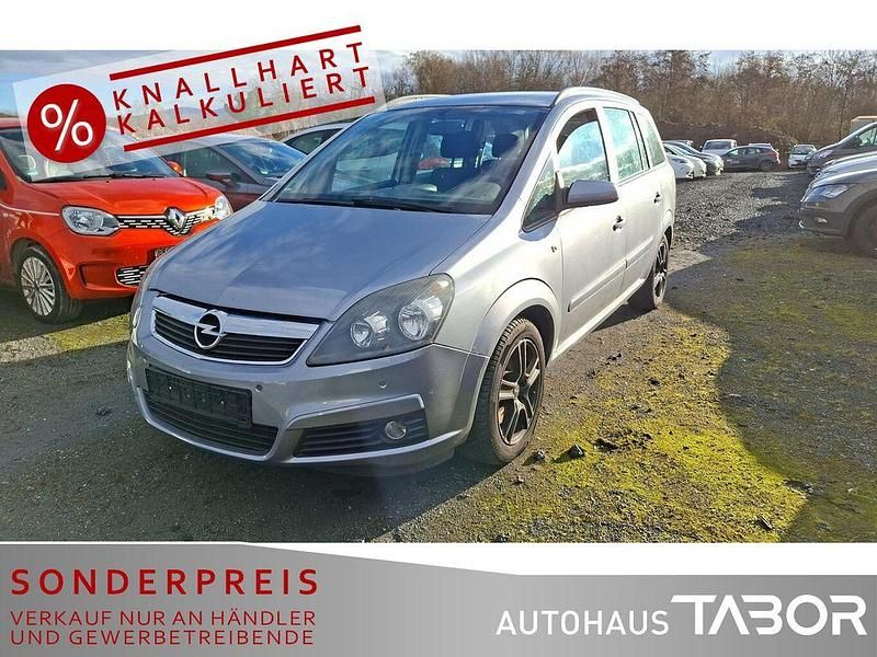 Gebraucht Opel Zafira Edition 150 PS (110 kW) 2006 Lichtsilber/silver lightning Van / Kleinbus