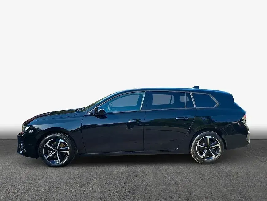 Gebraucht Opel Astra 131 PS (96 kW) 2025 Schwarz Kleinwagen