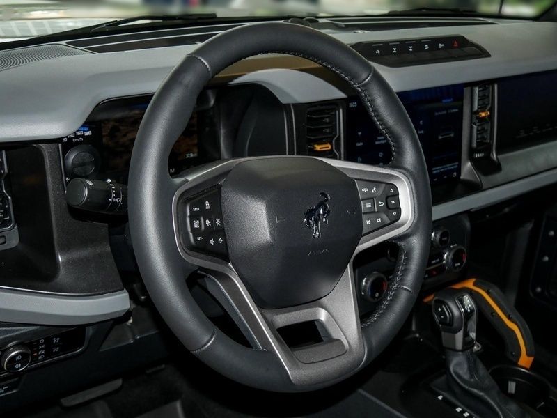 Gebraucht Ford Bronco 334 PS (245 kW) 2023 Weiß SUV