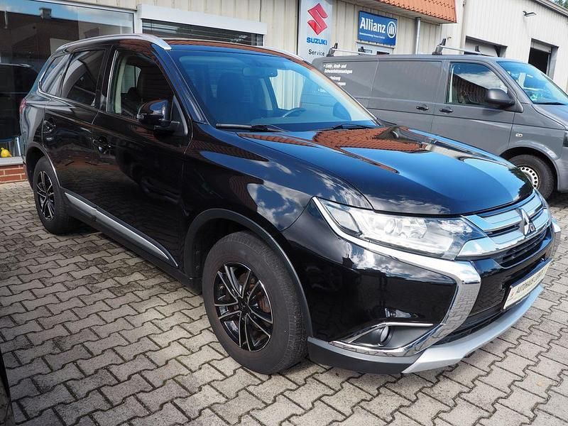 Schwarz Gebraucht 2017 Mitsubishi Outlander Edition SUV | 12.750 € (Fairer Preis) - Bild 1/4