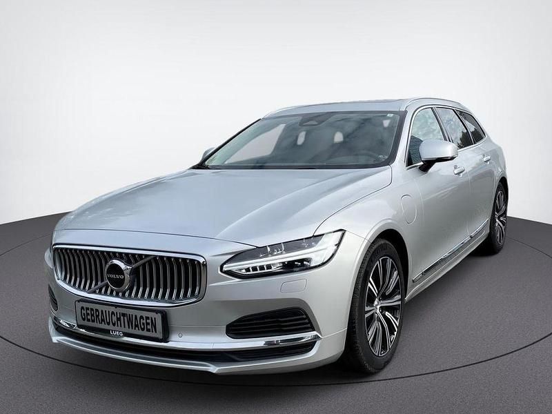 Silber Gebraucht 2022 Volvo V90 Inscription Kombi | 31.900 € (Superpreis) - Bild 1/4