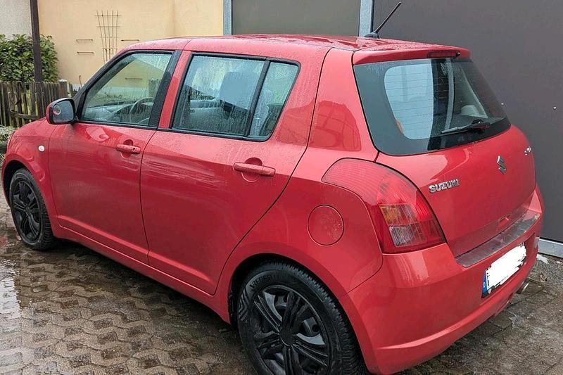 Gebraucht Suzuki Swift 92 PS (67 kW) 2007 Rot Kleinwagen