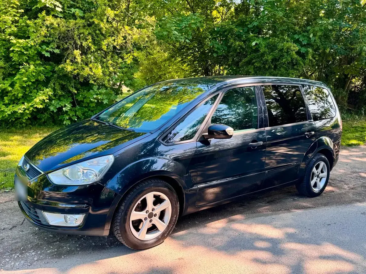 Gebraucht Ford Galaxy 140 PS (102 kW) 2009 Schwarz Van / Kleinbus