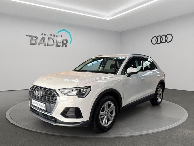 Gebraucht Audi Q3 Ambiente 150 PS (110 kW) 2022 Ibisweiß SUV