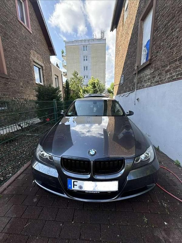 Brugt BMW 320 163 HK (119 kW) 2007 Sedan