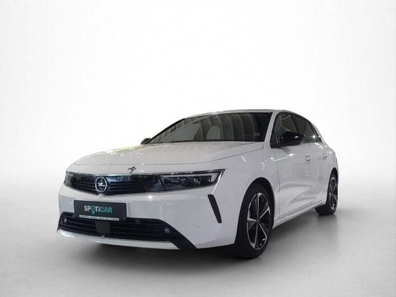 Weiß Gebraucht 2022 Opel Astra Elegance Limousine | 23.770 € (Guter Preis) - Bild 1/4