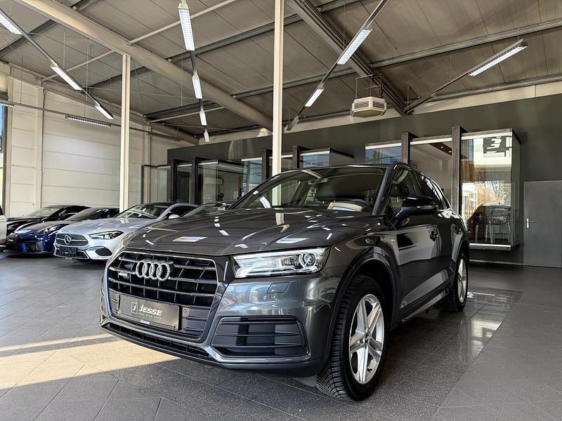 Gebraucht Audi Q5 S-Line 163 PS (119 kW) 2019 Grau metallic SUV