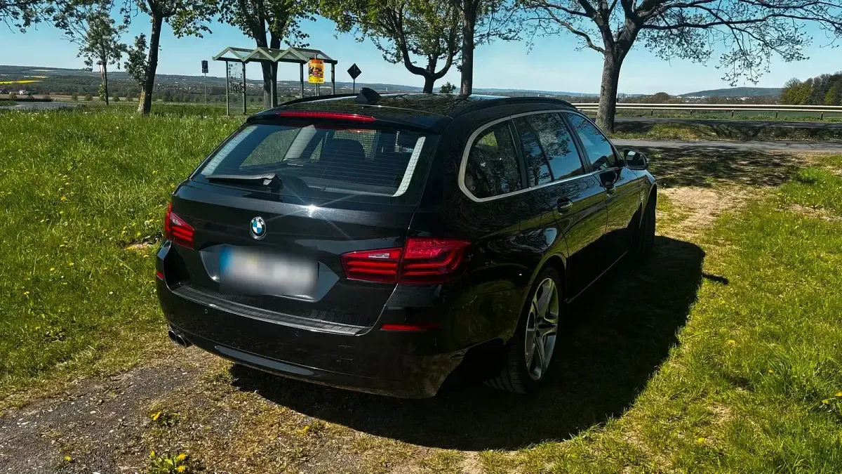 Second-hand BMW 525 218 CP (160 kW) 2014 Negru Break