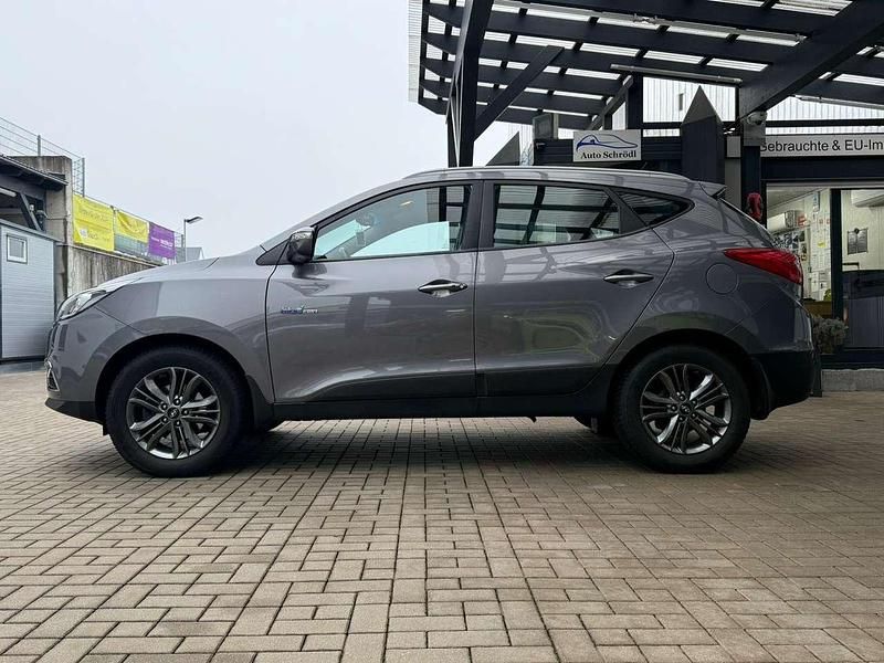 Gebraucht Hyundai Tucson 135 PS (99 kW) 2015 Steelgrey metallic SUV
