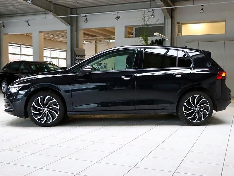 Gebraucht VW Golf VIII Move 150 PS (110 kW) 2024 Schwarz Limousine