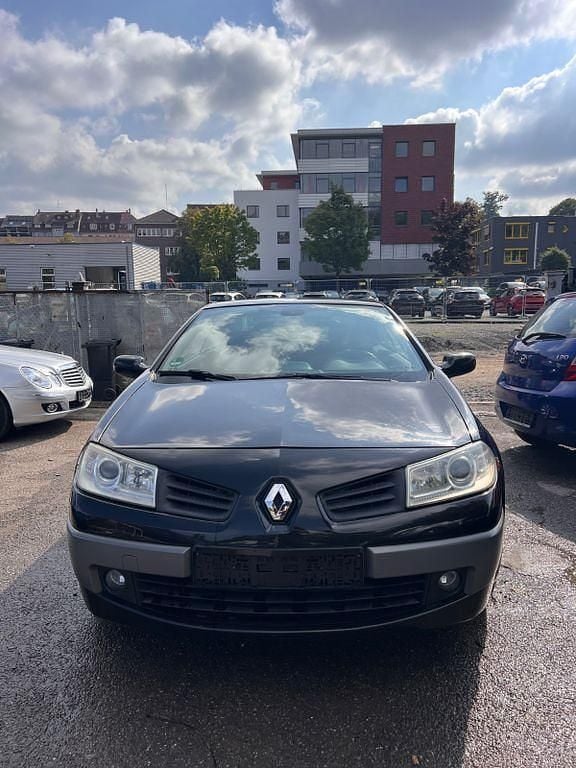 Gebraucht Renault Mégane Cabriolet Dynamique 111 PS (81 kW) 2007 Schwarz Cabrio