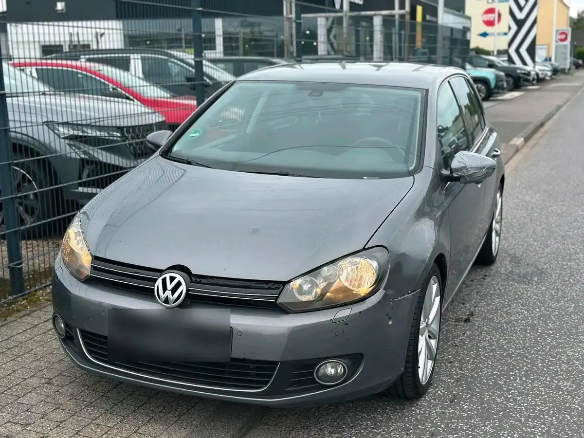 Gebraucht VW Golf VI 160 PS (117 kW) 2010 Limousine