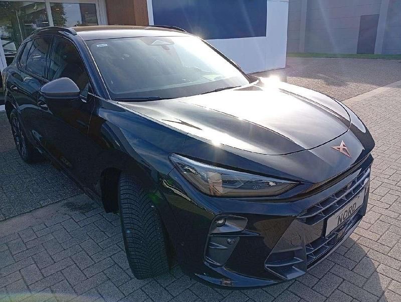 Second-hand Cupra Terramar 150 CP (110 kW) 2025 Negru SUV