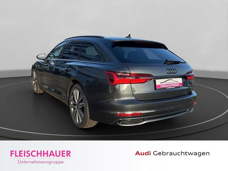 Second-hand Audi A6 S-Line 367 CP (269 kW) 2022 Albastru Break