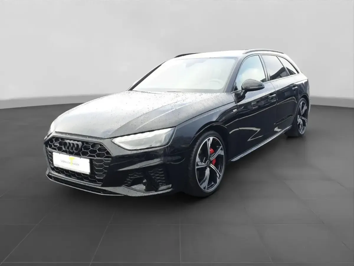 Używany Audi A4 S-Line 204 KM (150 kW) 2025 Czarny Kombi