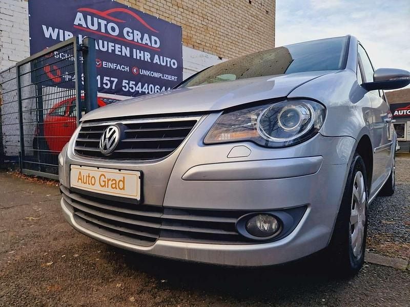 Reflexsilber metallic Gebraucht 2009 VW Touran Freestyle Van / Kleinbus | 5.599 € (Fairer Preis) - Bild 1/4