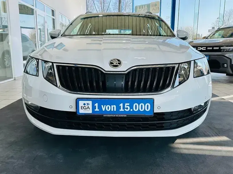Gebraucht Skoda Octavia Ambition 150 PS (110 kW) 2018 Weiss