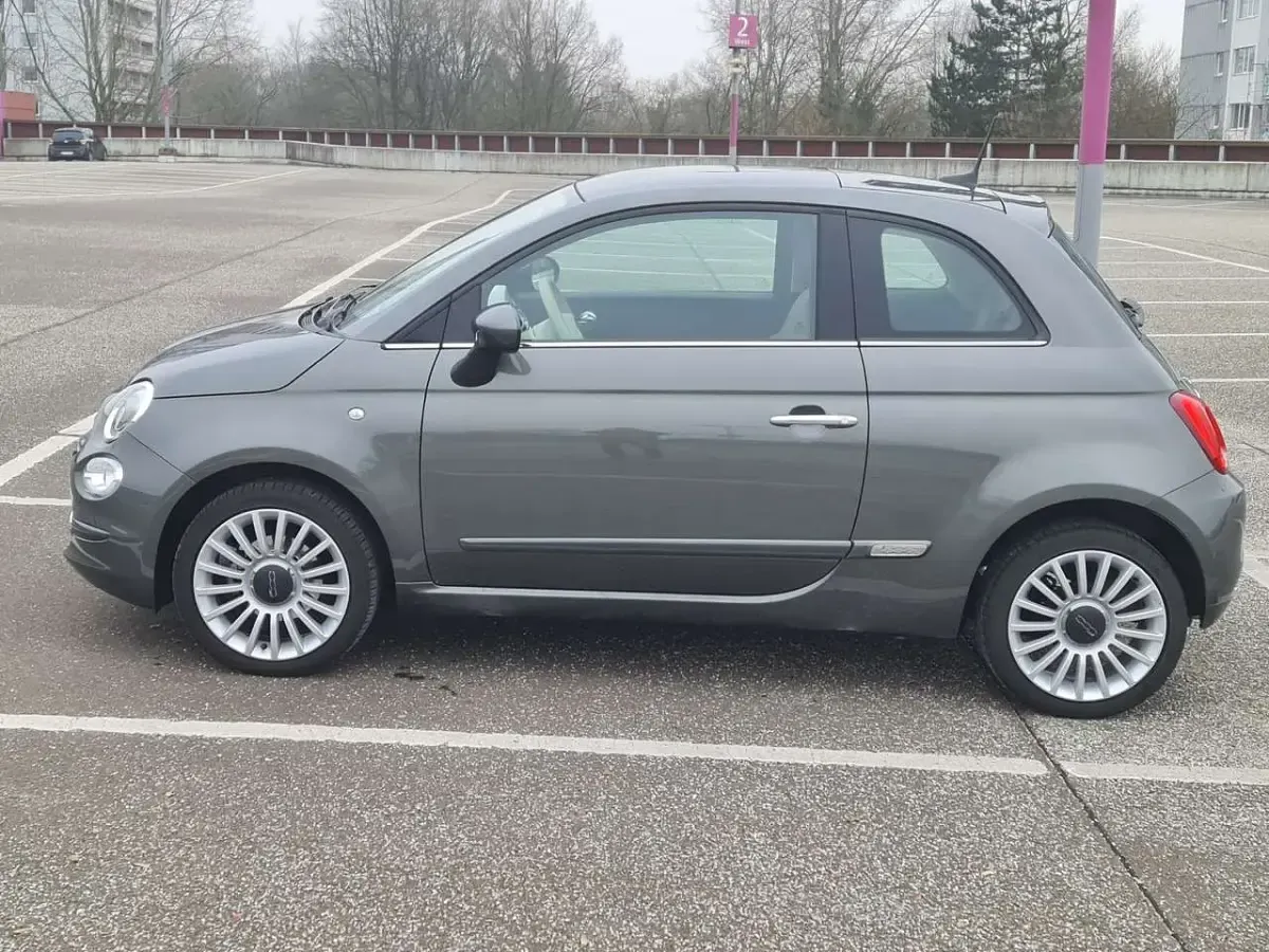 Gebraucht Fiat 500 Lounge 69 PS (50 kW) 2018 Grau Limousine