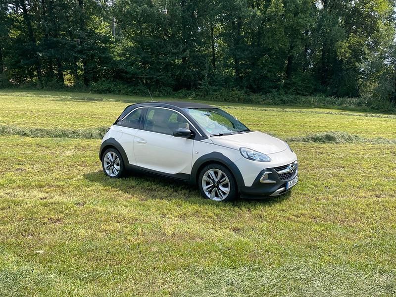 Beige Gebraucht 2016 Opel Adam Rocks Rocks Kleinwagen | 8.699 € - Bild 1/4