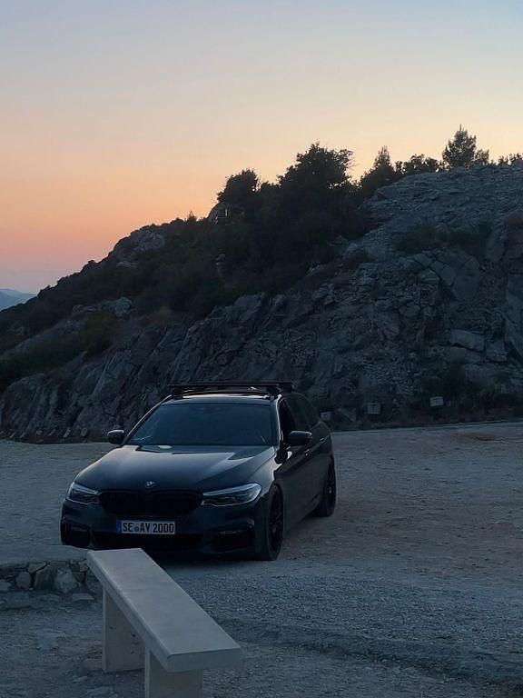 Gebraucht BMW 530 Performance 265 PS (194 kW) 2020 Grau Kombi