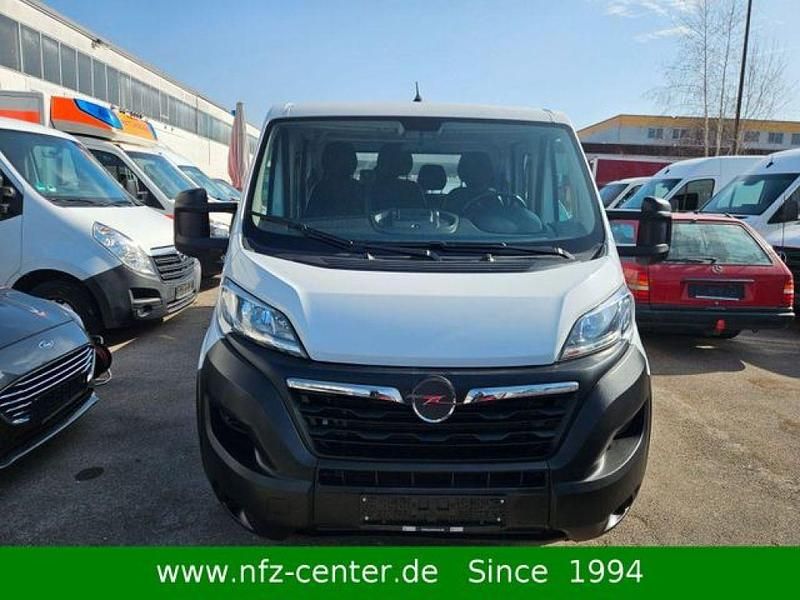 Gebraucht Opel Movano 140 PS (102 kW) 2024 Lackierung weiss icy/typ aussenv Van