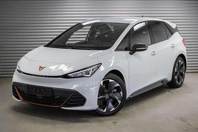 Nevada white metallic (2y) Neu 2025 Cupra Born e-Boost Kleinwagen | 33.489 € (Superpreis) - Bild 1/4