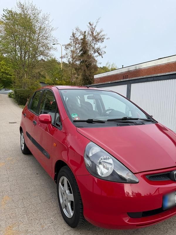 Second-hand Honda Jazz 83 CP (61 kW) 2003 Roșu Hatchback