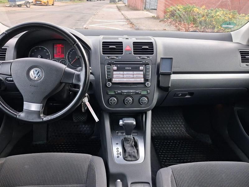 Grau Gebraucht 2008 VW Golf V Kombi | 5.750 € (Etwas zu teuer) - Bild 1/4