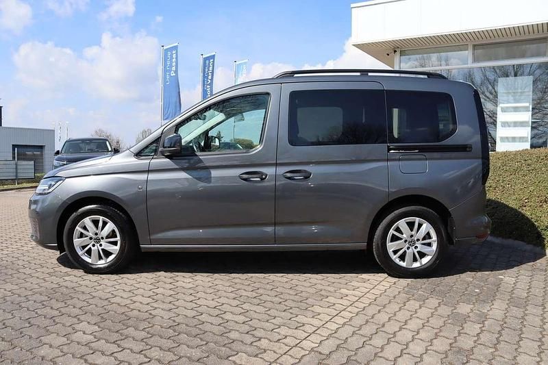 Gebraucht VW Caddy Life 102 PS (75 kW) 2023 Indiumgrau metallic Van / Kleinbus