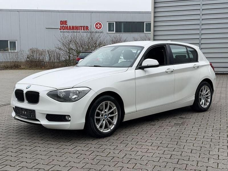 Gebraucht BMW 116 Sport Line 136 PS (100 kW) 2011 Weiß Kleinwagen