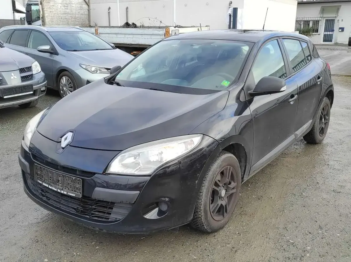 Occasion Renault Mégane 101 ch (74 kW) 2011 Noir Citadine