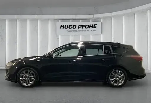 Gebraucht Ford Focus ST-Line X 155 PS (114 kW) 2024 Schwarz Kombi