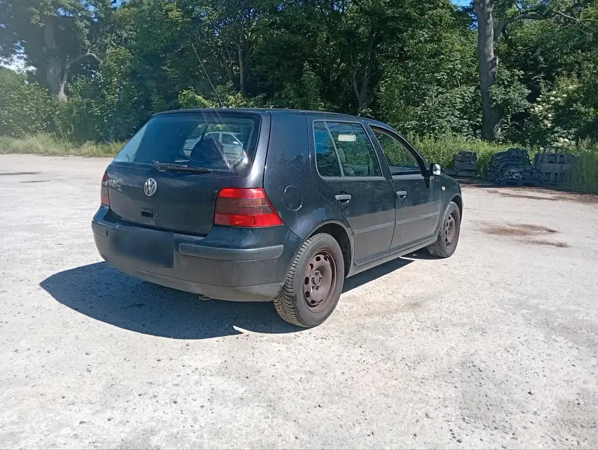 Gebraucht VW Golf IV 2002 Schwarz Limousine