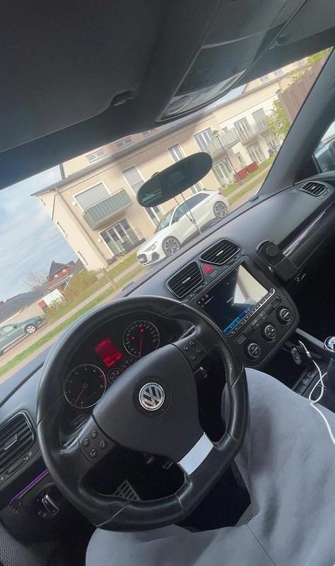 Second-hand VW Scirocco 160 CP (117 kW) 2009 Negru Coupe