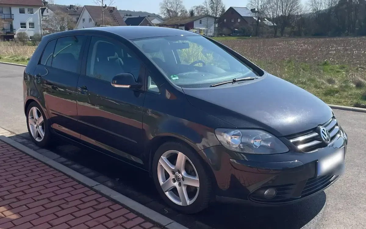 Gebraucht VW Golf Plus Cross 116 PS (85 kW) 2007 Schwarz Van / Kleinbus