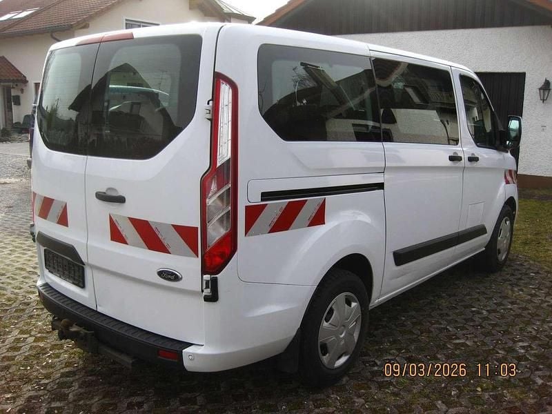 Gebraucht Ford Transit Custom Trend 131 PS (96 kW) 2020 Frostweiß Van / Kleinbus