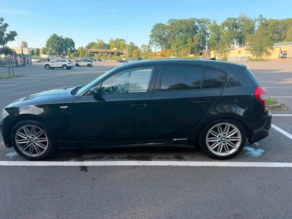 Gebraucht BMW 118 163 PS (119 kW) 2006 Schwarz Kleinwagen