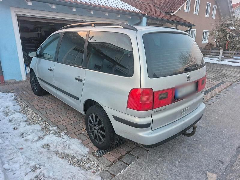 Gebraucht VW Sharan 150 PS (110 kW) 2001 Silber Van / Kleinbus