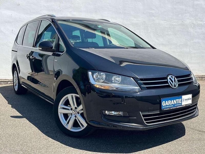 Gebraucht VW Sharan Match 140 PS (102 kW) 2013 Deep black perleffekt Van / Kleinbus